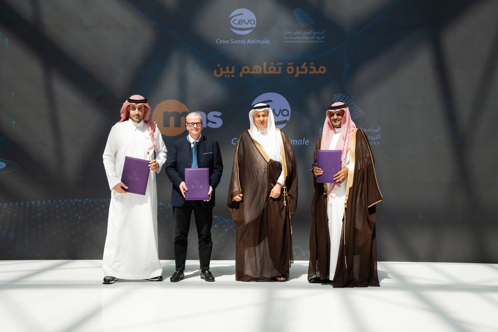 المناطق 1, برعاية وزير "البيئة".. تدشين مرحلة جديدة من التعاون السعودي الفرنسي لتوطين صناعة اللقاحات بانضمام شركة "سيفا" لـ Biotech Park برعاية وزير "البيئة".. تدشين مرحلة جديدة من التعاون السعودي الفرنسي لتوطين صناعة اللقاحات بانضمام شركة "سيفا" لـ Biotech Park