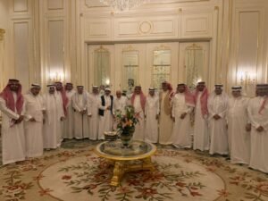 (في حضرة الوفاء… عيدٌ يجمع القلوب في دار أحمد فتيحي أوفياء الثقة )