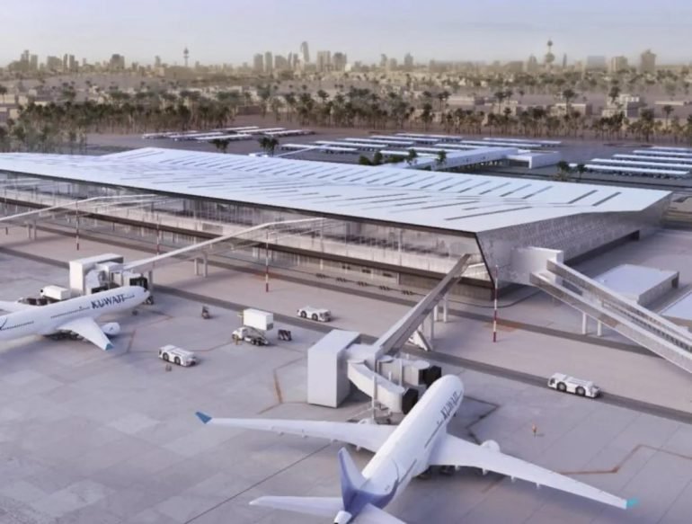 هجوم بطائرات مُسيرة يصيب نظام الرادار بمطار الكويت الدولي بأضرار كبيرة دون إصابات بشرية