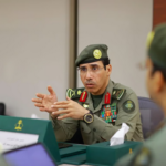 مدير عام الجوازات يرأس اجتماع اللجنة العليا لدعم التحول الرقمي وتعزيز الامتثال