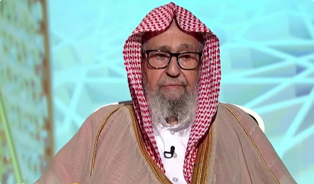 المناطق 1, مفتي عام المملكة يهنئ القيادة بعيد الفطر ويشيد بنجاح موسم العمرة مفتي عام المملكة يهنئ القيادة بعيد الفطر ويشيد بنجاح موسم العمرة