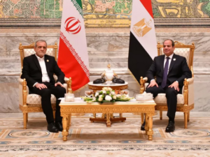 السيسي لبزشكيان: نرفض استهداف إيران لدول الخليج والأردن والعراق