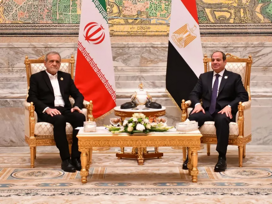 السيسي لبزشكيان: نرفض استهداف إيران لدول الخليج والأردن والعراق