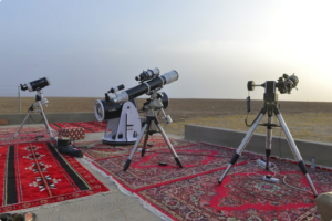 أمانة الرياض ترفع جاهزية مراصد الأهلّة في تمير وشقراء والحريق لتحري هلال العيد