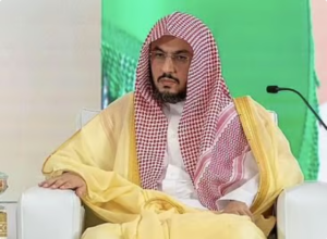 أمين هيئة كبار العلماء يهنئ القيادة بعيد الفطر ويشيد بنجاح موسم العمرة