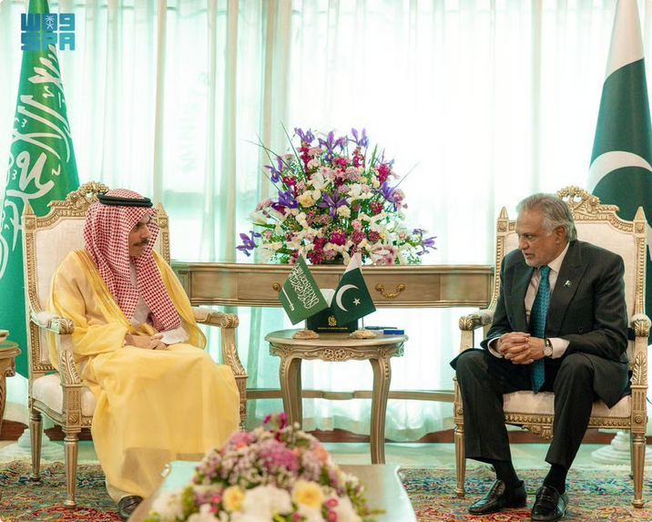 وزير الخارجية السعودي يبحث مع نظيره الباكستاني تعزيز العلاقات ومتابعة التطورات الإقليمية في إسلام أباد