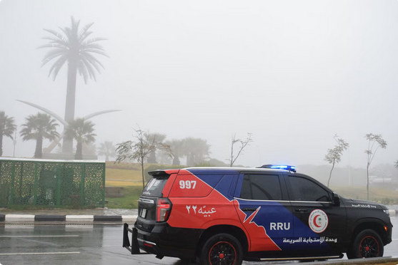 الهلال الأحمر بالباحة يرفع جاهزيته لمواجهة التقلبات الجوية في رمضان