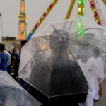 أمطار غزيرة وبَرَد ينعشان أجواء الربيع في الباحة ويجذبان الزوار