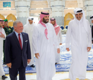 لقاء ثلاثي في جدة يدين الهجمات الإيرانية على الخليج والأردن ويبحث تهديد الملاحة والطاقة