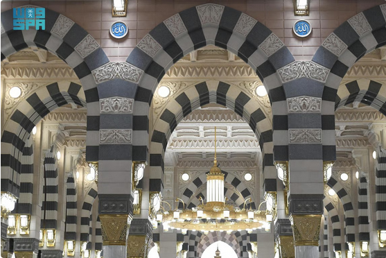 138 ألف وحدة إنارة بالمسجد النبوي تدعم الاستدامة وتبرز الجمال المعماري