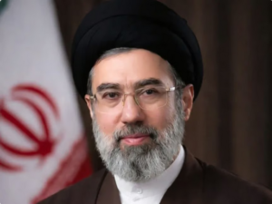 مجلس خبراء القيادة يعيّن مجتبى خامنئي مرشدًا أعلى لإيران خلفًا لوالده
