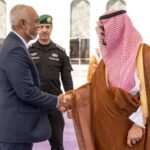رئيس جمهورية المالديف يغادر جدة بعد زيارة المملكة