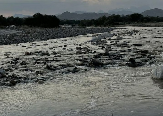 المناطق 1, الدفاع المدني يحذر من عبور الأودية أثناء جريانها.. ويؤكد غرامة تصل إلى 10 آلاف ريال الدفاع المدني يحذر من عبور الأودية أثناء جريانها.. ويؤكد غرامة تصل إلى 10 آلاف ريال