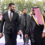 وصول الرئيس السوري أحمد الشرع إلى جدة واستقبال رسمي في مطار الملك عبدالعزيز