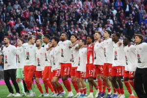 هيمنة لا تتوقف.. بايرن بطل ألمانيا للمرة 35