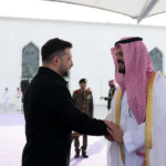 الرئيس الأوكراني يغادر جدة بعد زيارة للمملكة