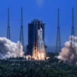 الصين تطلق الدفعة الـ21 من أقمار الإنترنت في المدار المنخفض