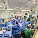 بعد قرابة 13 ساعة متواصلة.. نجاح عملية فصل التوأم الملتصق الفلبيني "كليا وموريس آن" بعد جراحة معقدة