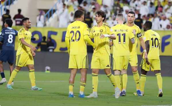 تحت الأمطار.. النصر يهزم الأخدود بثنائية ويبتعد بصدارة دوري روشن