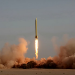 الحرس الثوري يعلن الموجة المئة من وعد الصادق 4 ويستهدف أكثر من 25 هدفاً أمريكياً وإسرائيلياً