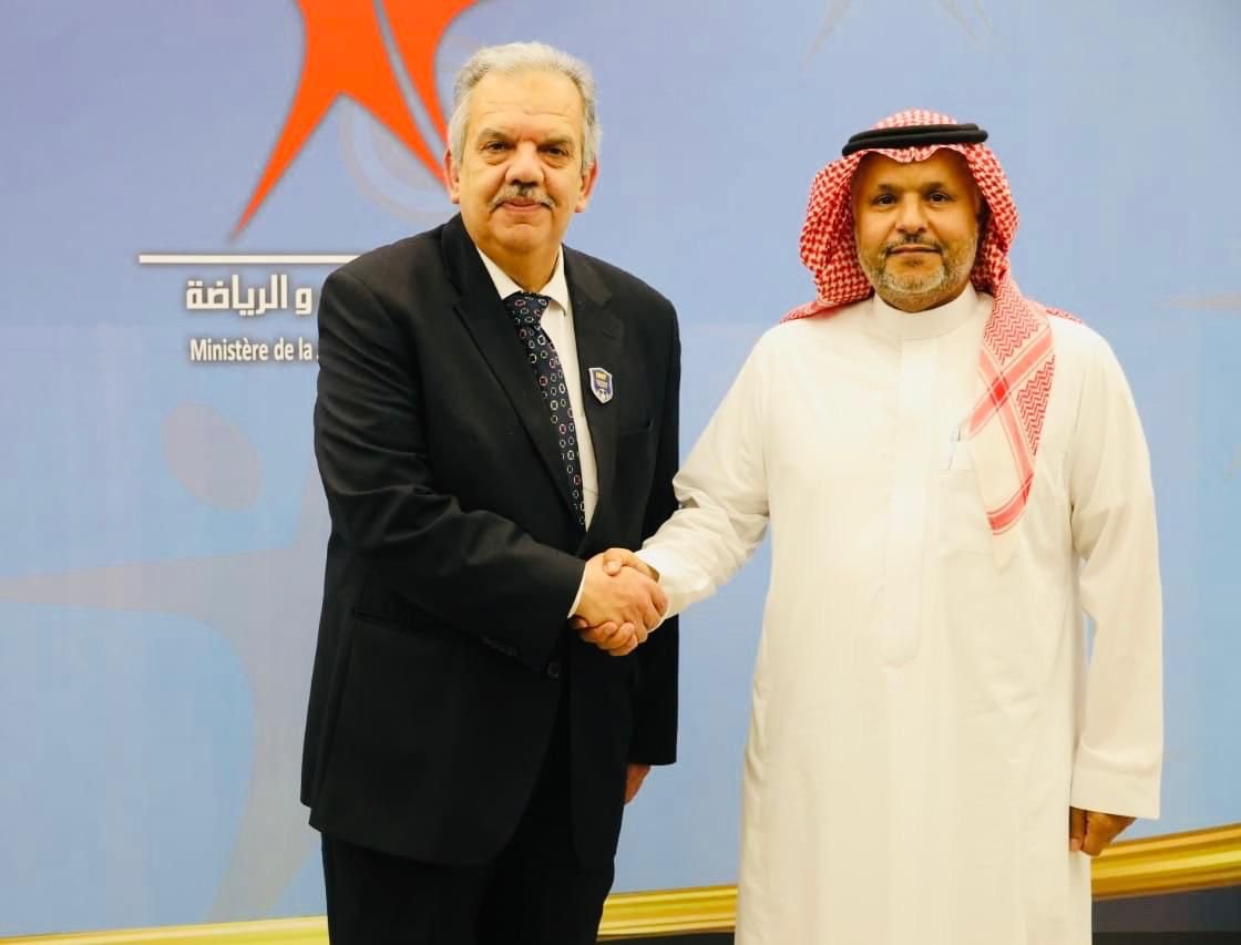 وزير الرياضة التونسي يستقبل رئيس الاتحاد الدولي ويؤكد دعم تطوير كرة القدم المصغرة