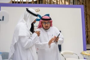 "احفظ جزء عمَّ" تطلق رحلتها الرقمية في معرض الذكاء الاصطناعي بجامعة الملك سعود