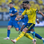 تعادل مثير في ديربي الهلال والنصر يؤجل حسم لقب دوري روشن