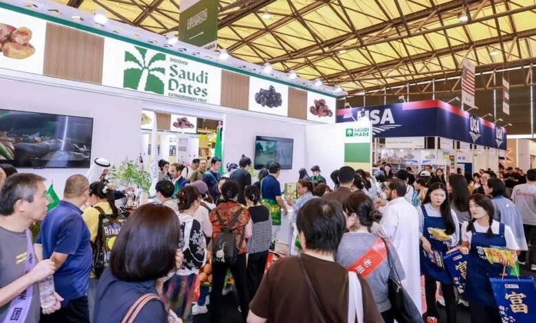 السعودية تستعرض تمورها في كأس العالم ضمن مشاركتها بوصفها ضيف شرف في "معرض فانسي فود" بنيويورك