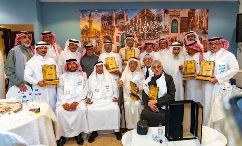 صالون الرياض الفني الثقافي يحتفي برموز الفن والإعلام بمناسبة اليوبيل البرونزي (10)