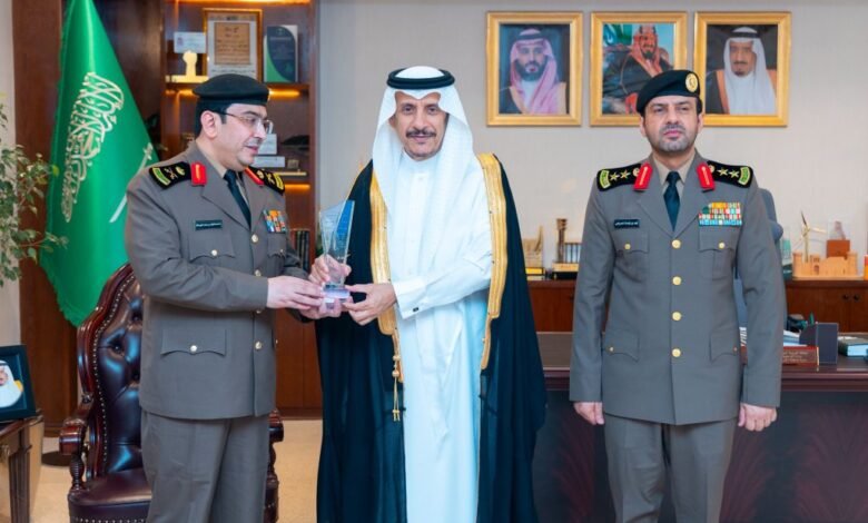 سمو محافظ حفرالباطن يستقبل مدير مرور المنطقة الشرقية