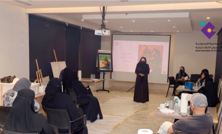 نوال العجمي تطلق «كيف يفكر اللون؟»… رحلة تشكيلية تعيد تعريف العلاقة بين الفنان واللون