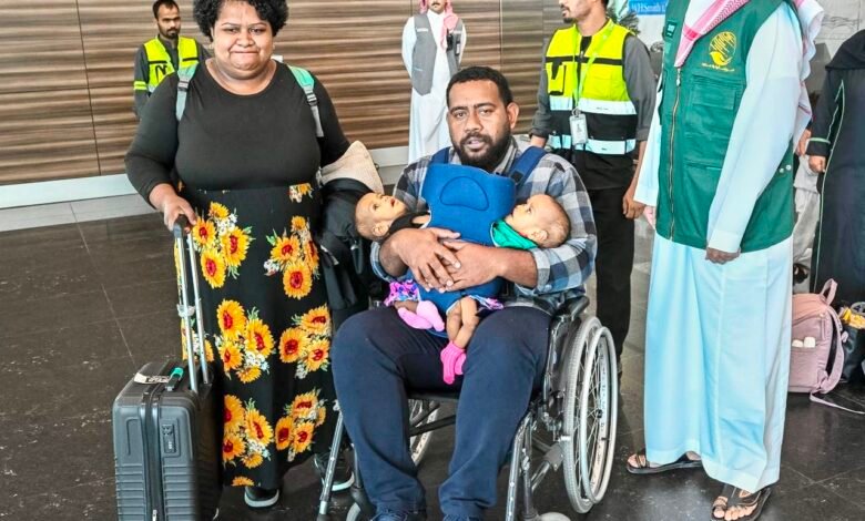 إنفاذًا لتوجيهات خادم الحرمين الشريفين وسمو ولي العهد.. وصول التوأم الملتصق الفيجي "جيسيبيل وديسيسيا"إلى الرياض