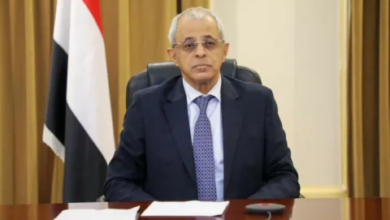نائب وزير الخارجية اليمني: الحوثيون عاجزون عن إغلاق باب المندب وتهديداتهم تعرقل السلام