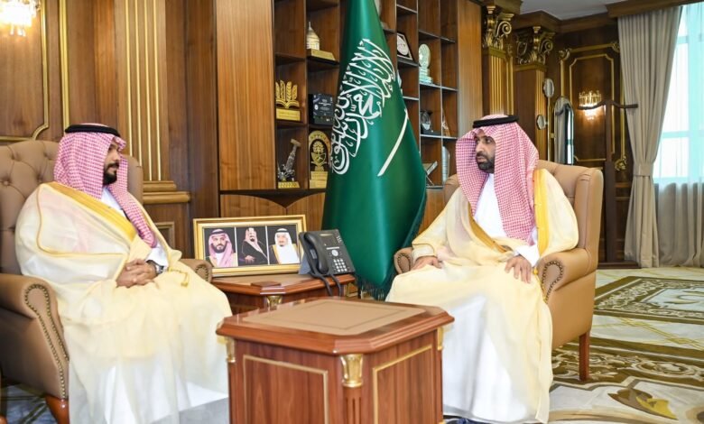 المناطق 1, أمير جازان يستقبل مسؤولي رابطة الهواة لكرة القدم ويطّلع على برامجها أمير جازان يستقبل مسؤولي رابطة الهواة لكرة القدم ويطّلع على برامجها